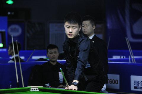 仅让球迷开 仅让球迷开