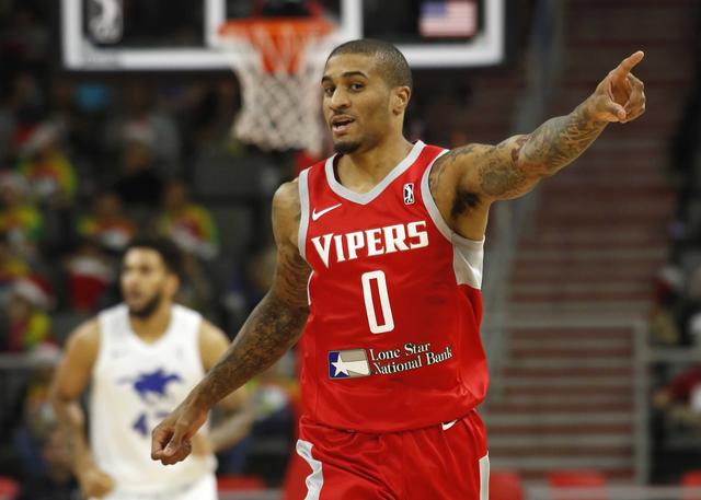 被排除在东 被排除在东